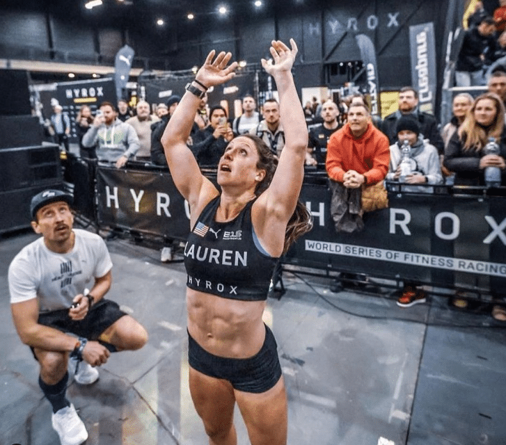 Lauren_at_EU_Championships_2023_Wall_Balls Hyrox strength training is a key to success in the wall ball event